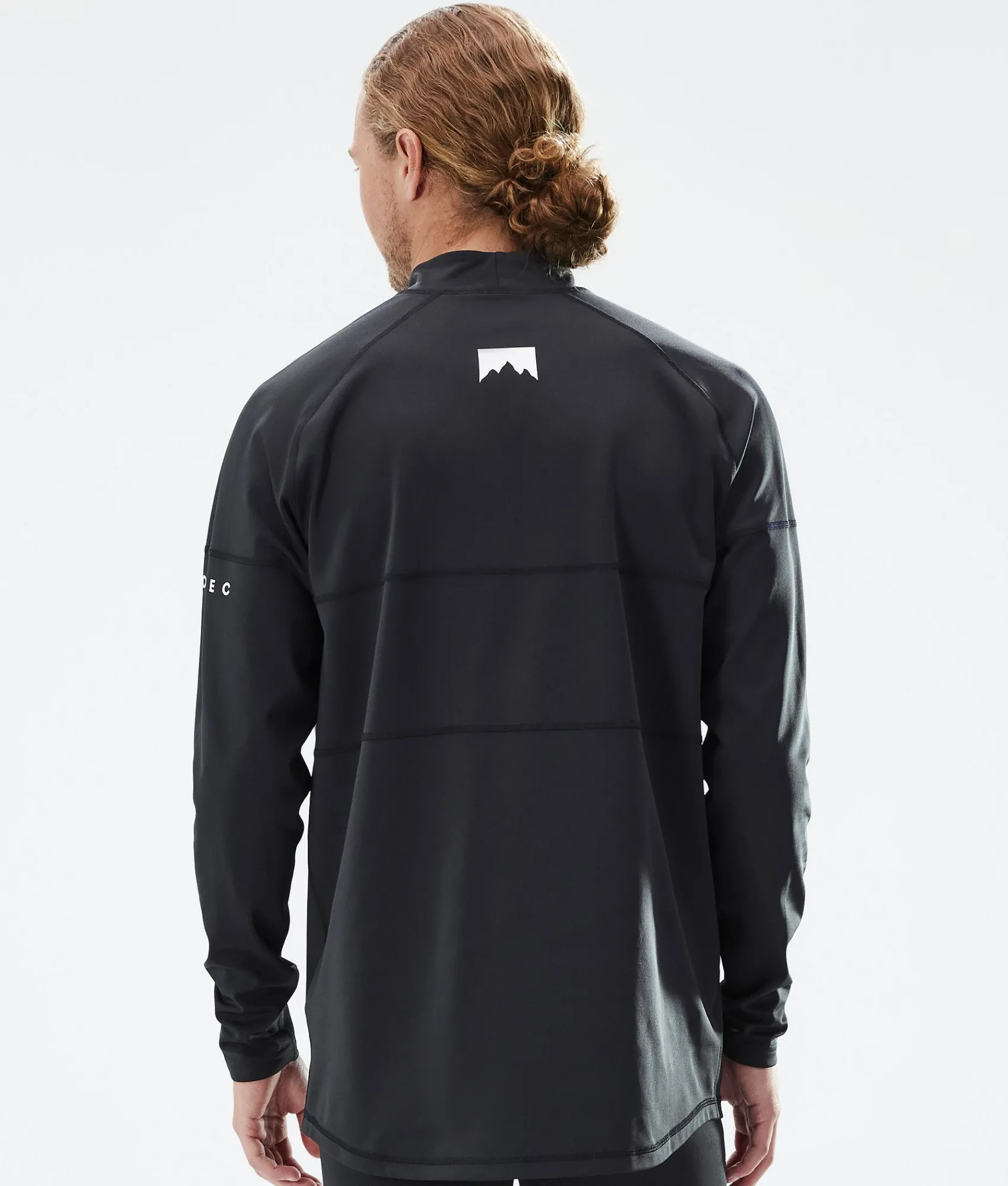 MONTEC Alpha Black Discount