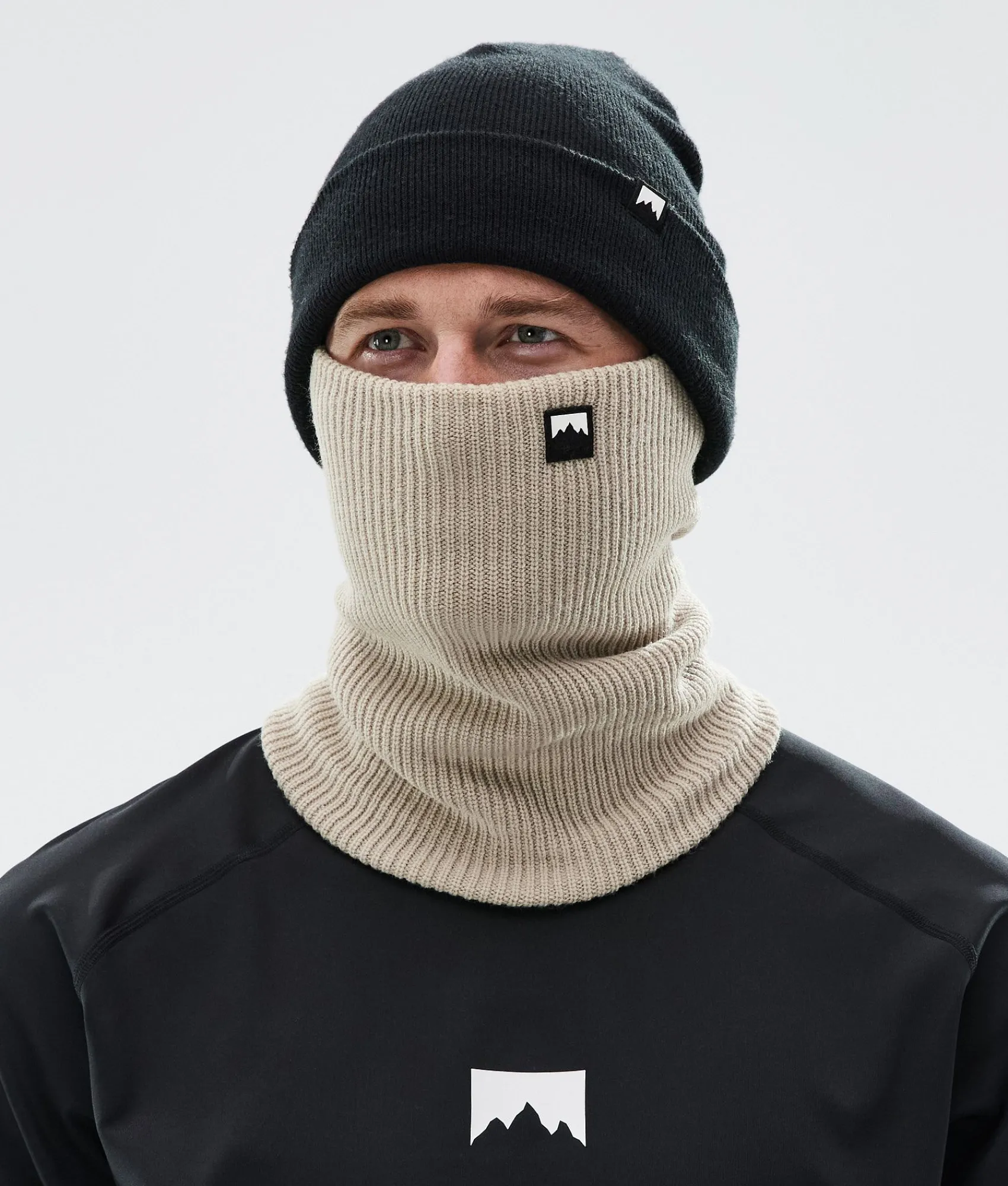MONTEC Classic Knitted Sand Best