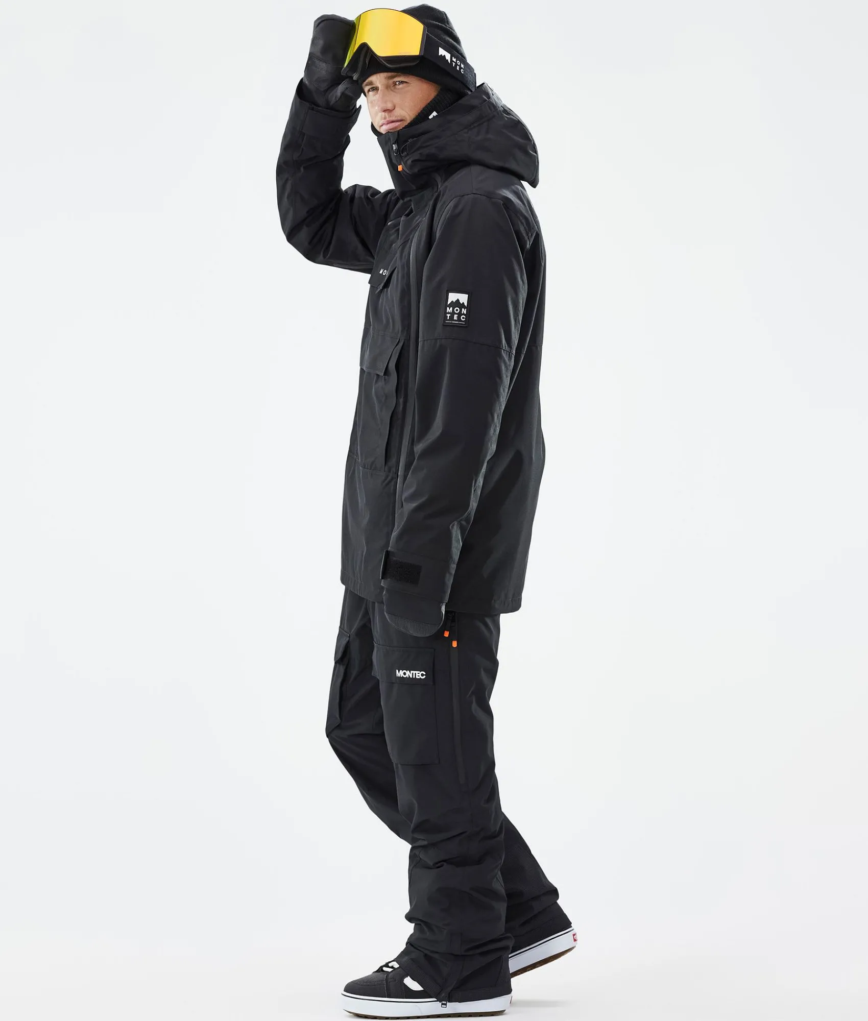 MONTEC Doom Black Store