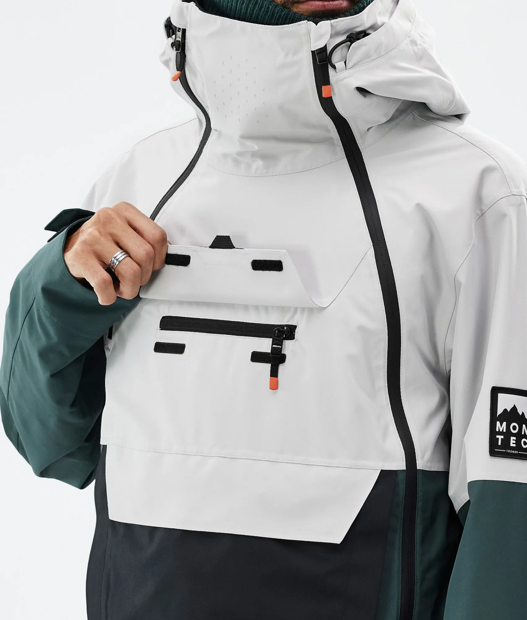MONTEC Doom LightGrey/Black/DarkAtlantic Clearance