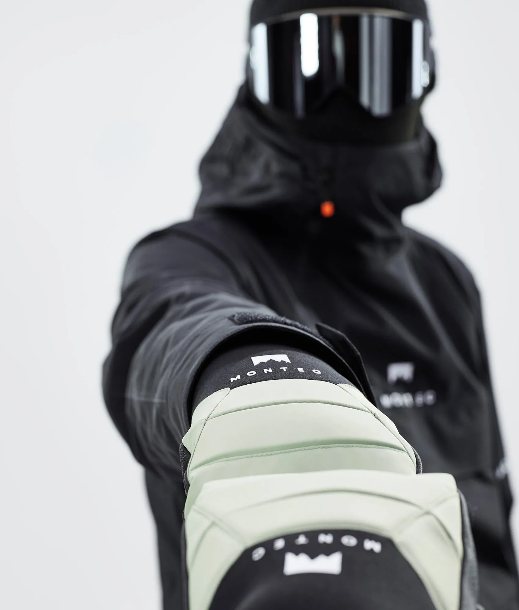 MONTEC Kilo 2022 SoftGreen Flash Sale